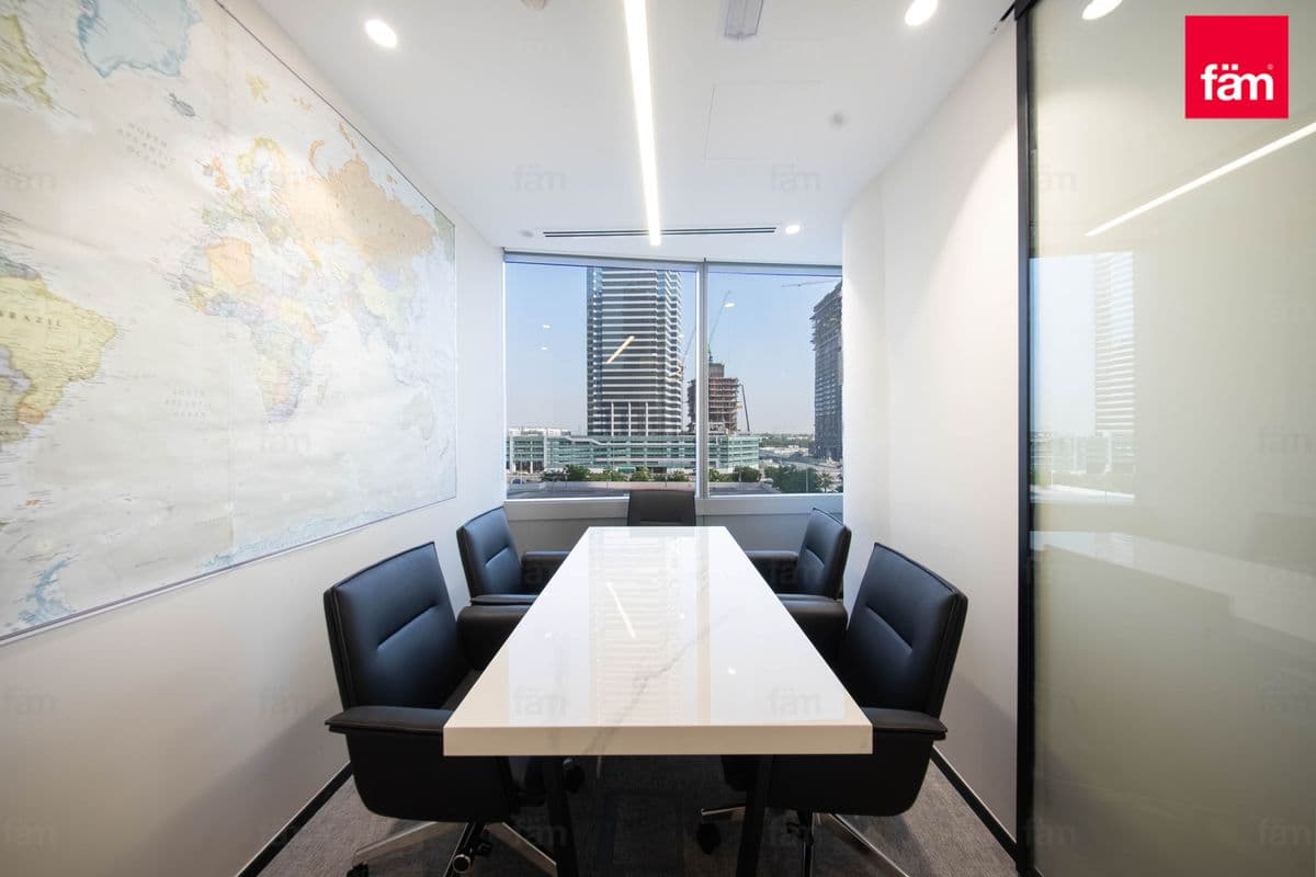 office in Silver Tower (AG Tower), photograph 8 of 12