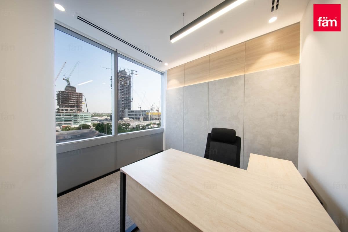office in Silver Tower (AG Tower), photograph 3 of 12