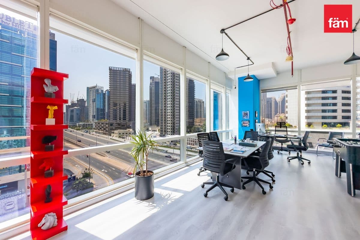 Office in Tamani Art Tower