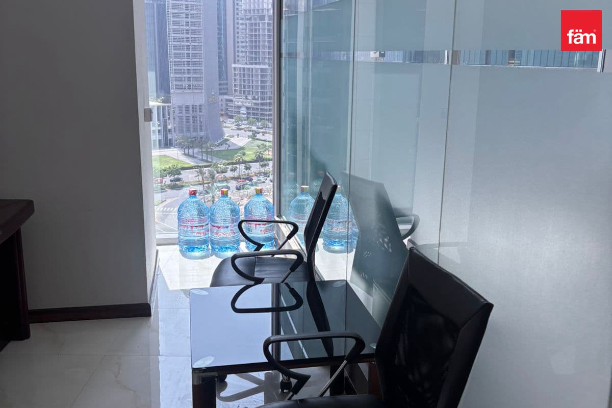 office in The Binary Tower, photograph 9 of 10