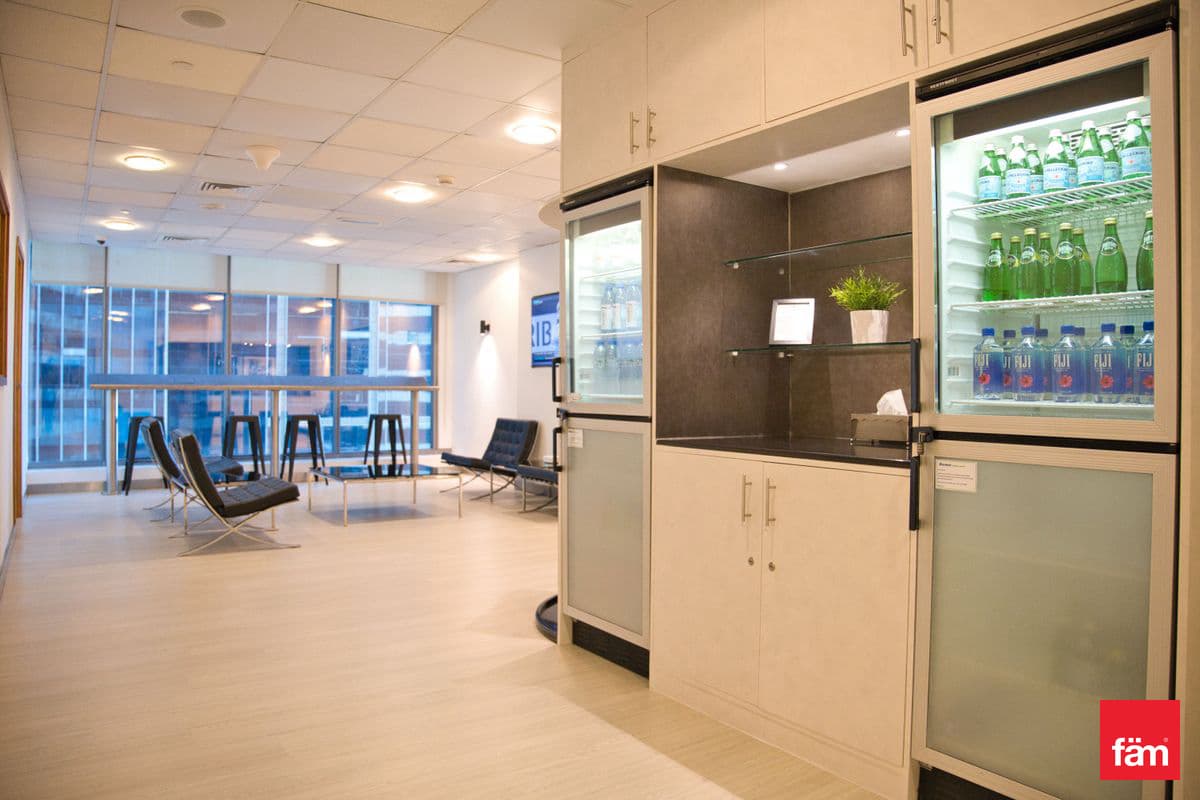 office in The H Hotel, photograph 5 of 10