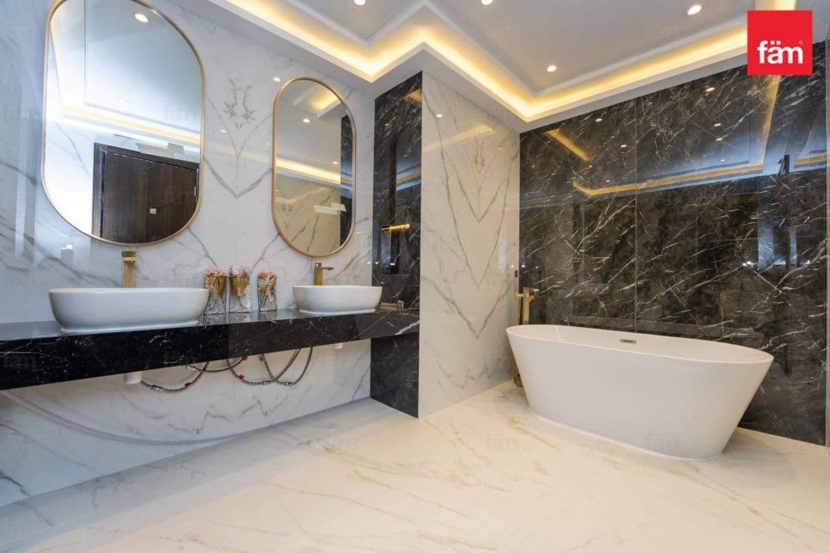 4 bedroom penthouse in 23 Marina, photograph 15 of 20
