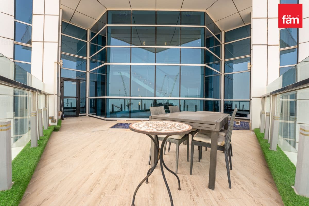 4 bedroom penthouse in 23 Marina, photograph 20 of 20