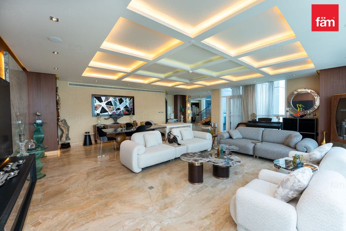 4 bedroom penthouse in 23 Marina, photograph 6 of 20