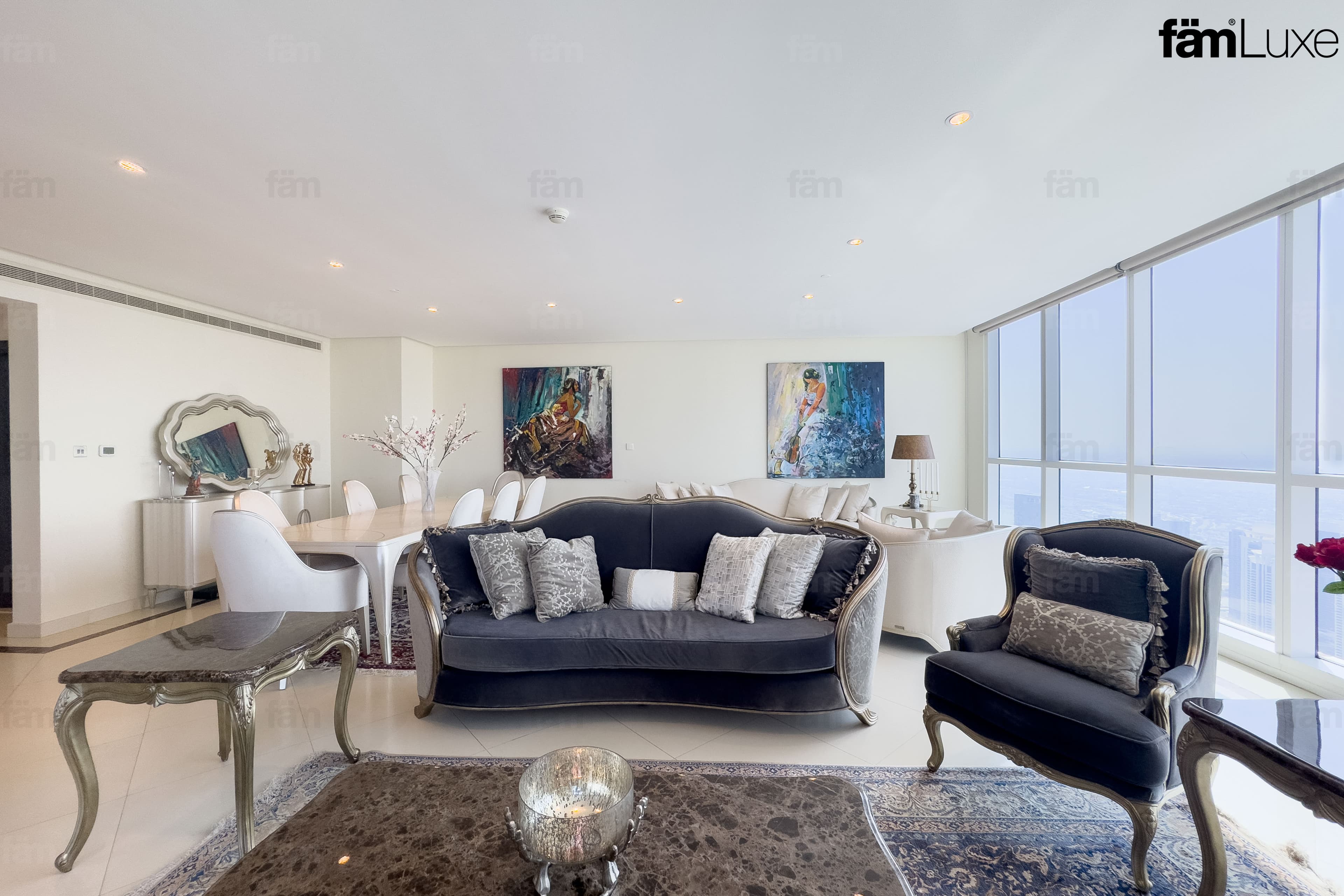 4 bedroom apartment in 23 Marina, photograph 2 of 17