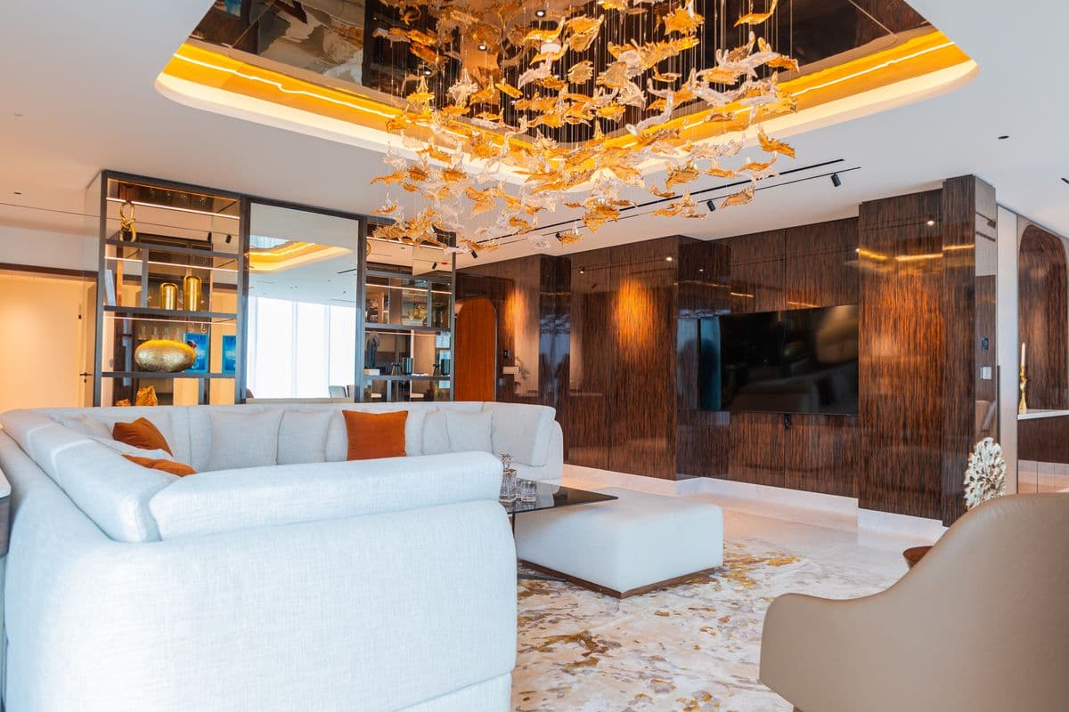 5 bedroom penthouse in Biltmore Sufouh, photograph 2 of 20
