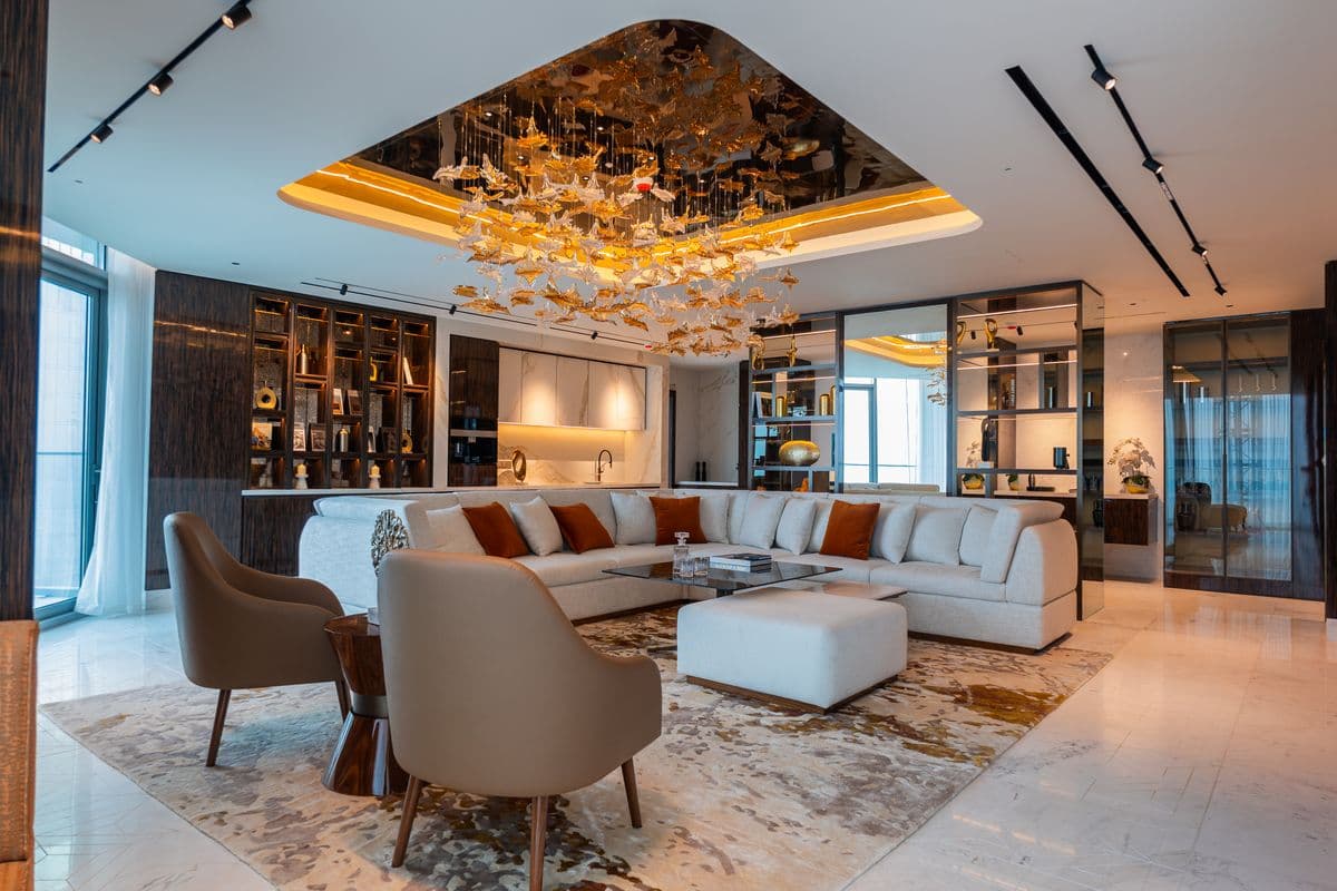 5 bedroom penthouse in Biltmore Sufouh, photograph 1 of 20
