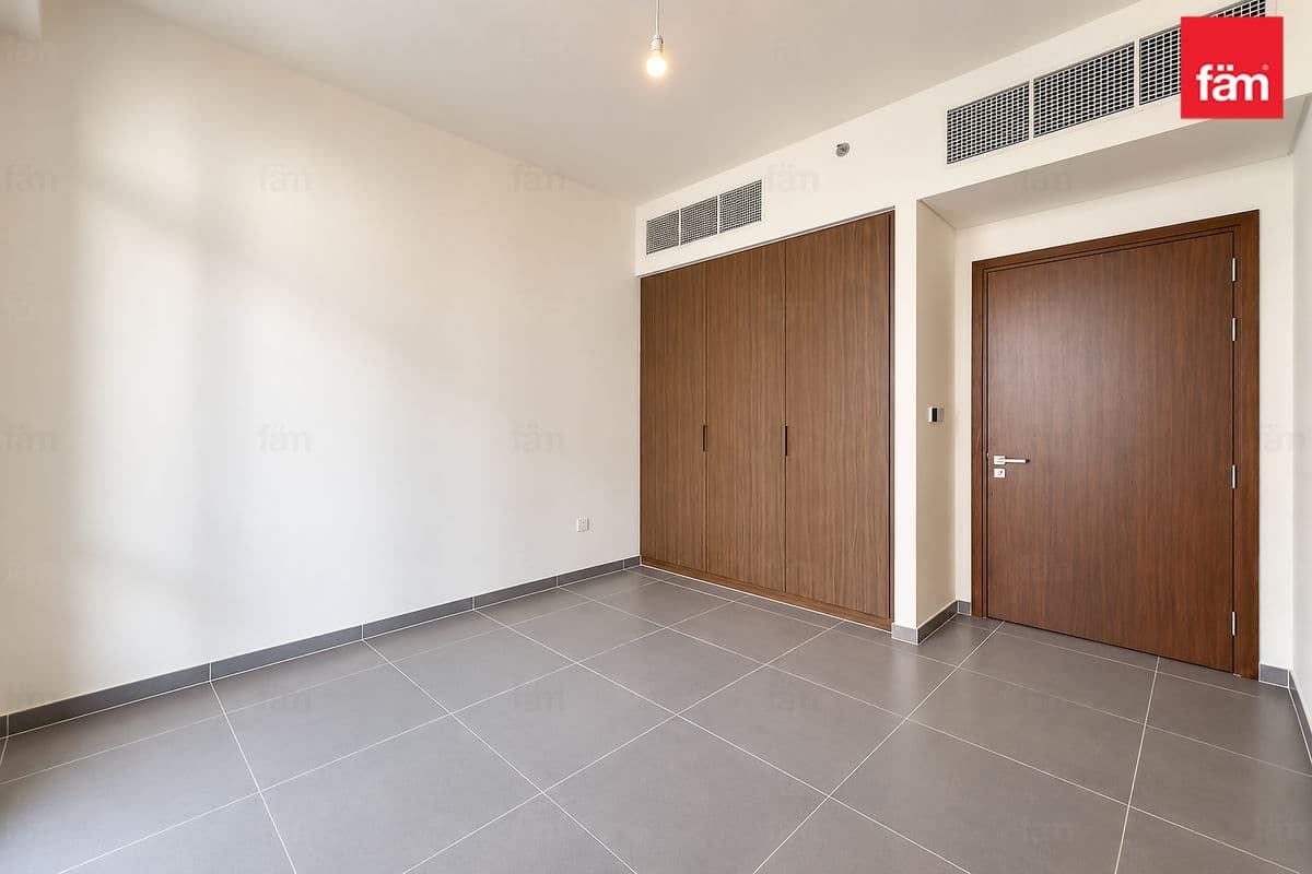 3 bedroom penthouse in Creek Edge Tower 1, photograph 17 of 20