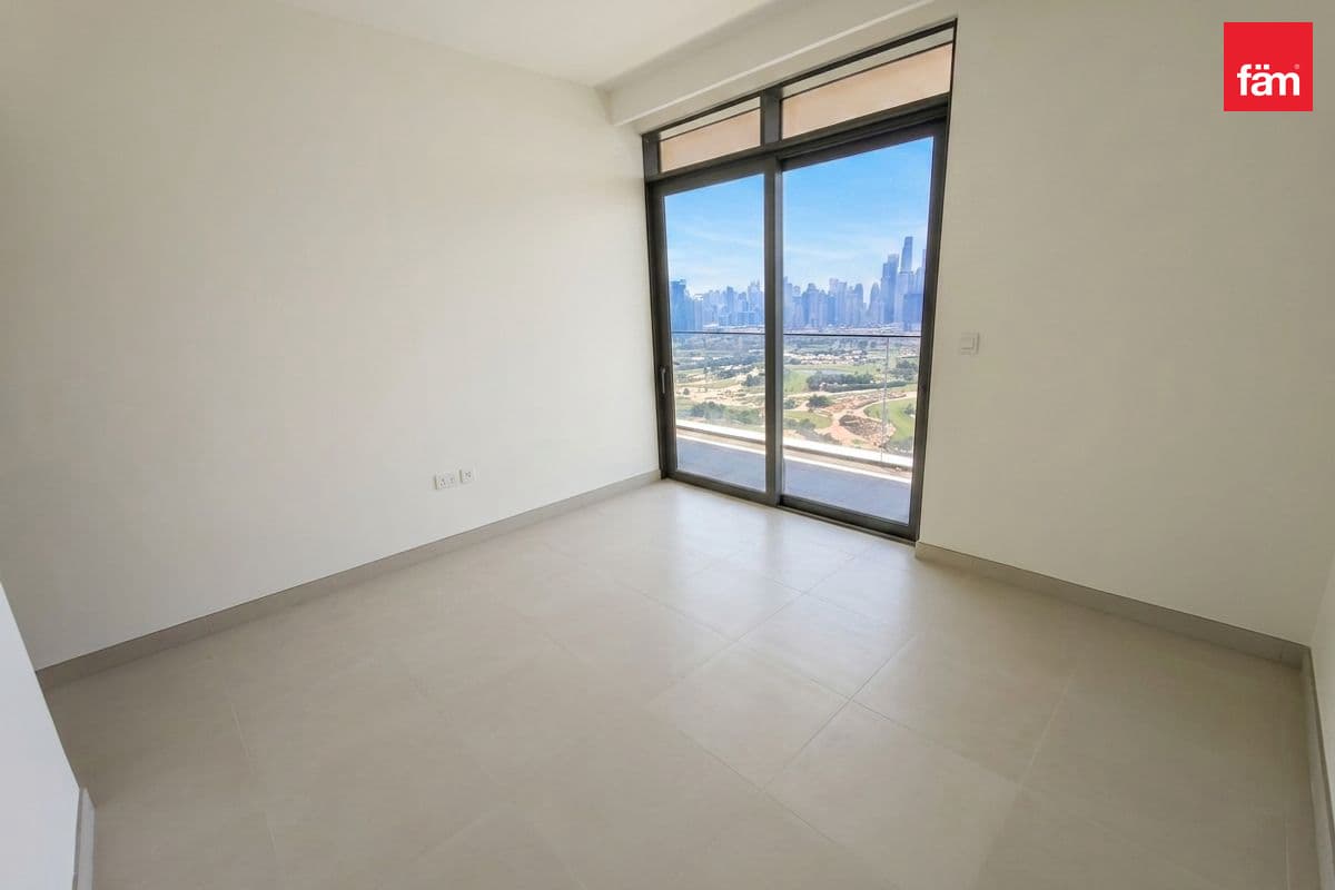 4 bedroom penthouse in Golf Heights, photograph 12 of 20
