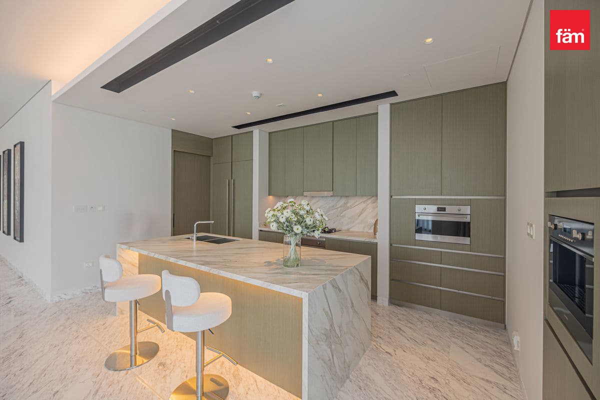 4 bedroom penthouse in IL PRIMO, photograph 7 of 20