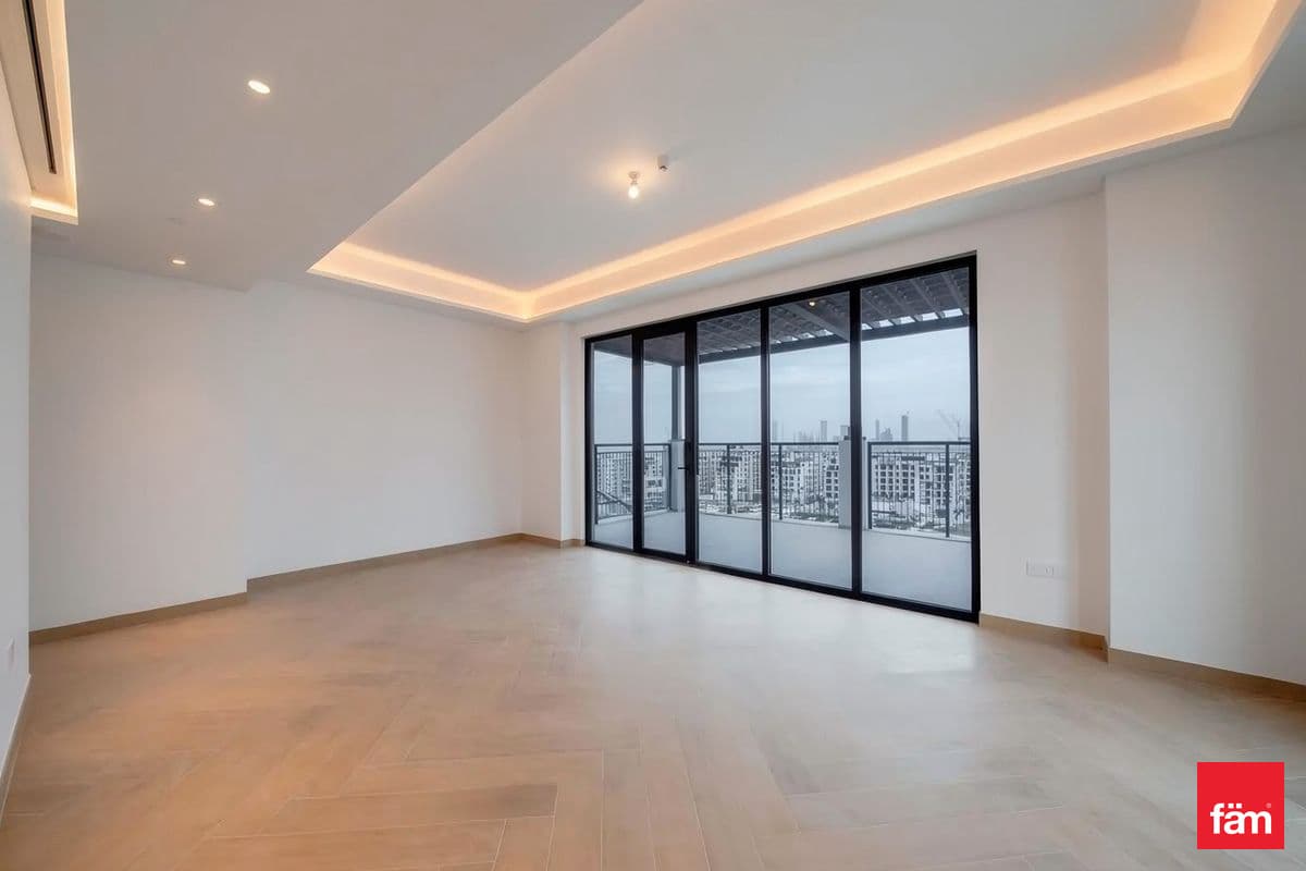 5 bedroom penthouse in Le Ciel Building 1, photograph 9 of 20