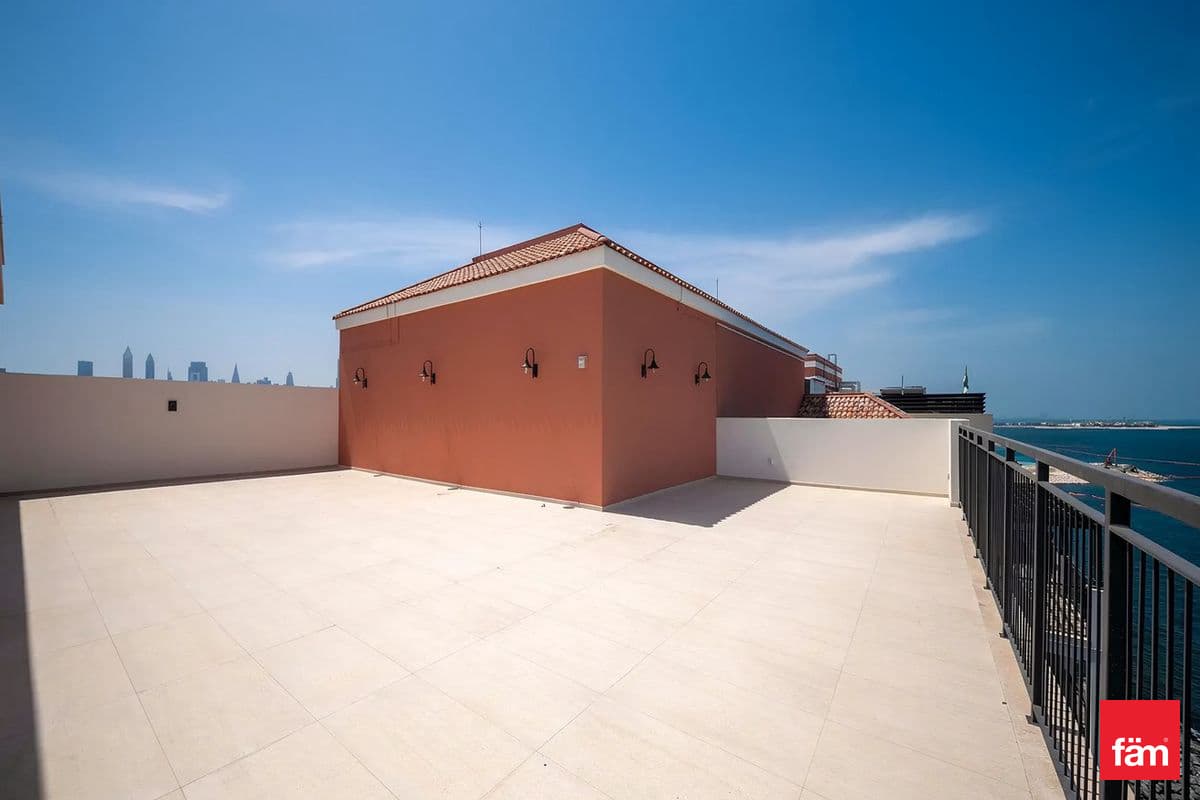 5 bedroom penthouse in Le Ciel Building 1, photograph 19 of 20
