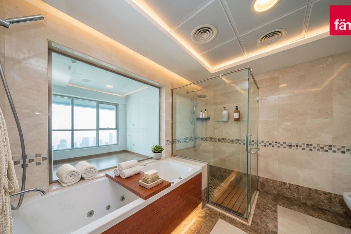 5 bedroom penthouse in Sulafa Tower, photograph 6 of 13