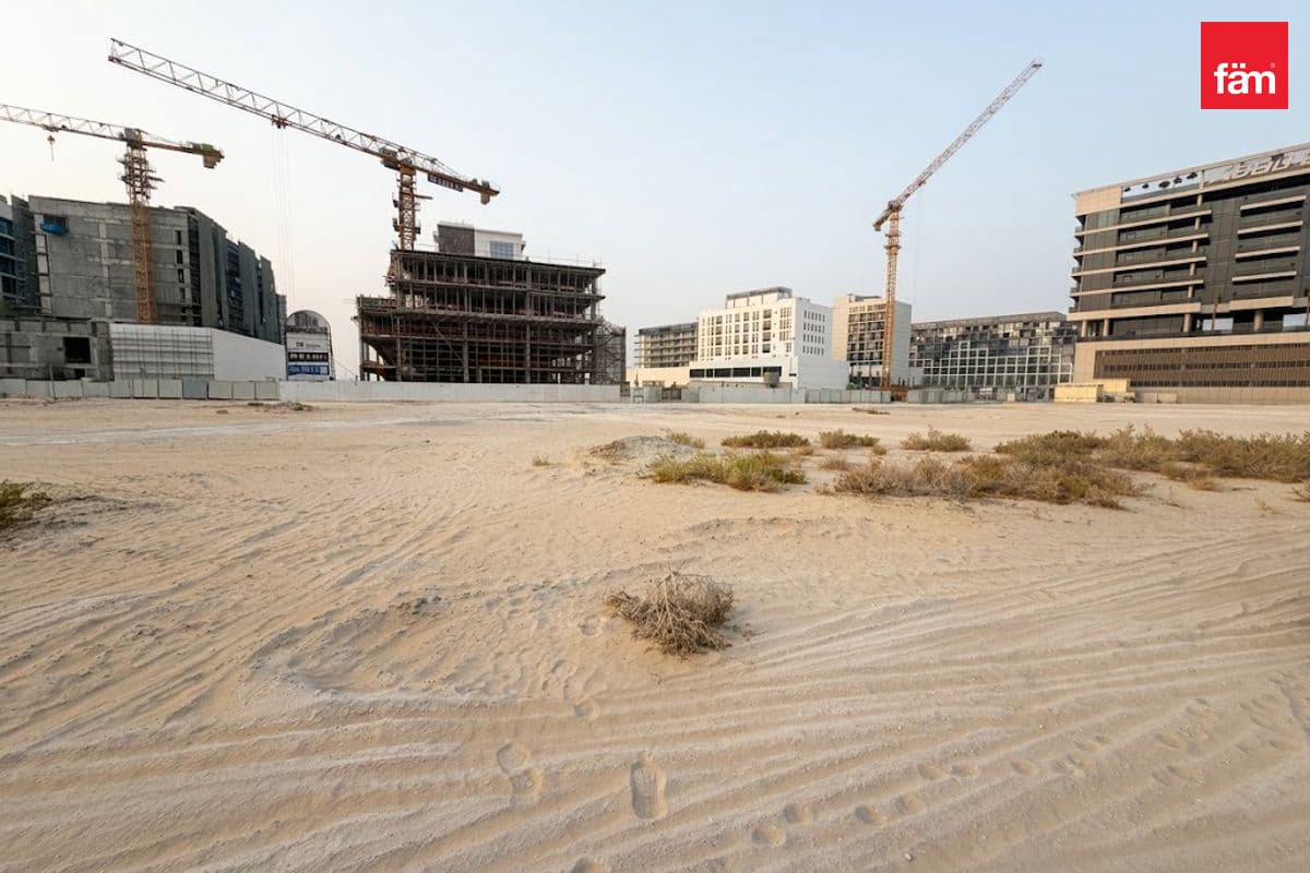 plot-residential in Nad Al Sheba Gardens Phase 1, photograph 4 of 10