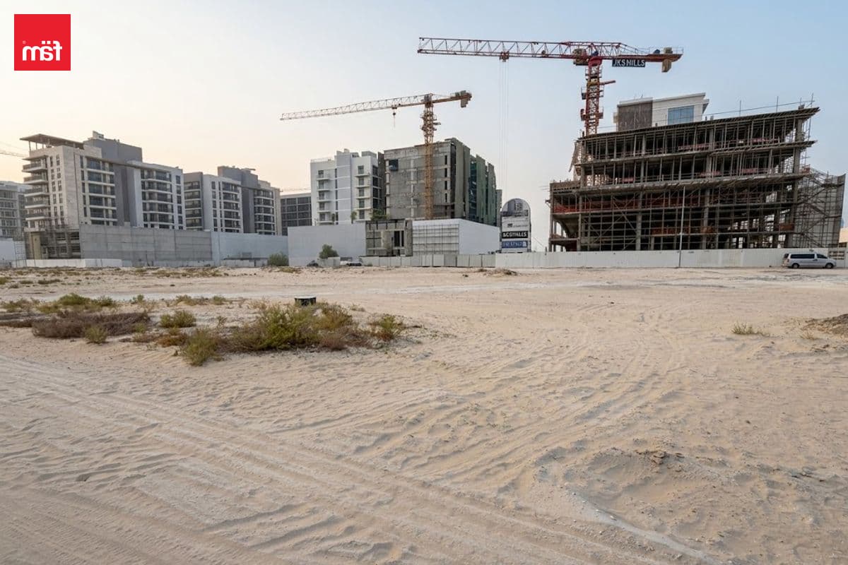 plot-residential in Nad Al Sheba Gardens Phase 1, photograph 8 of 10
