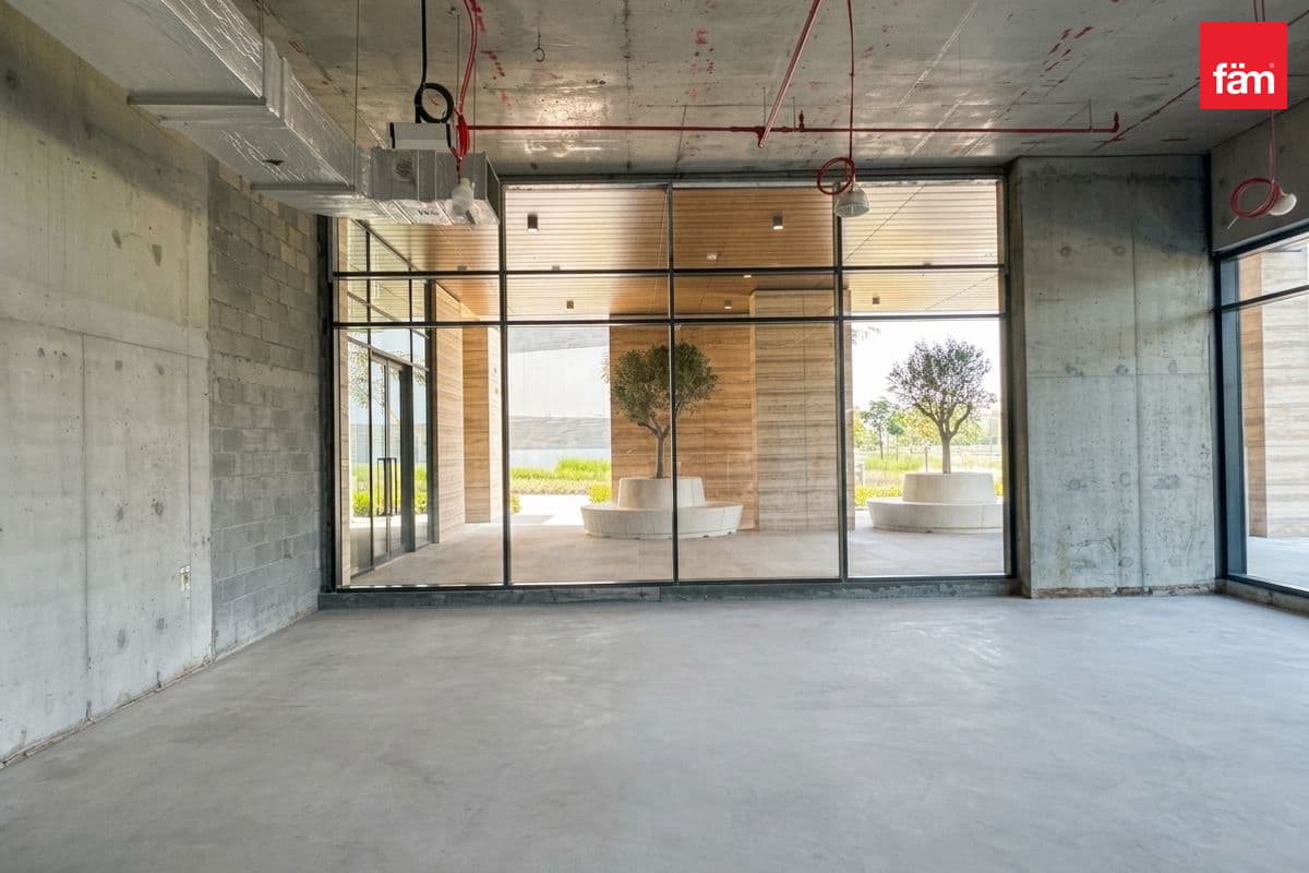 retail in 399 Hills Park B, photograph 7 of 10