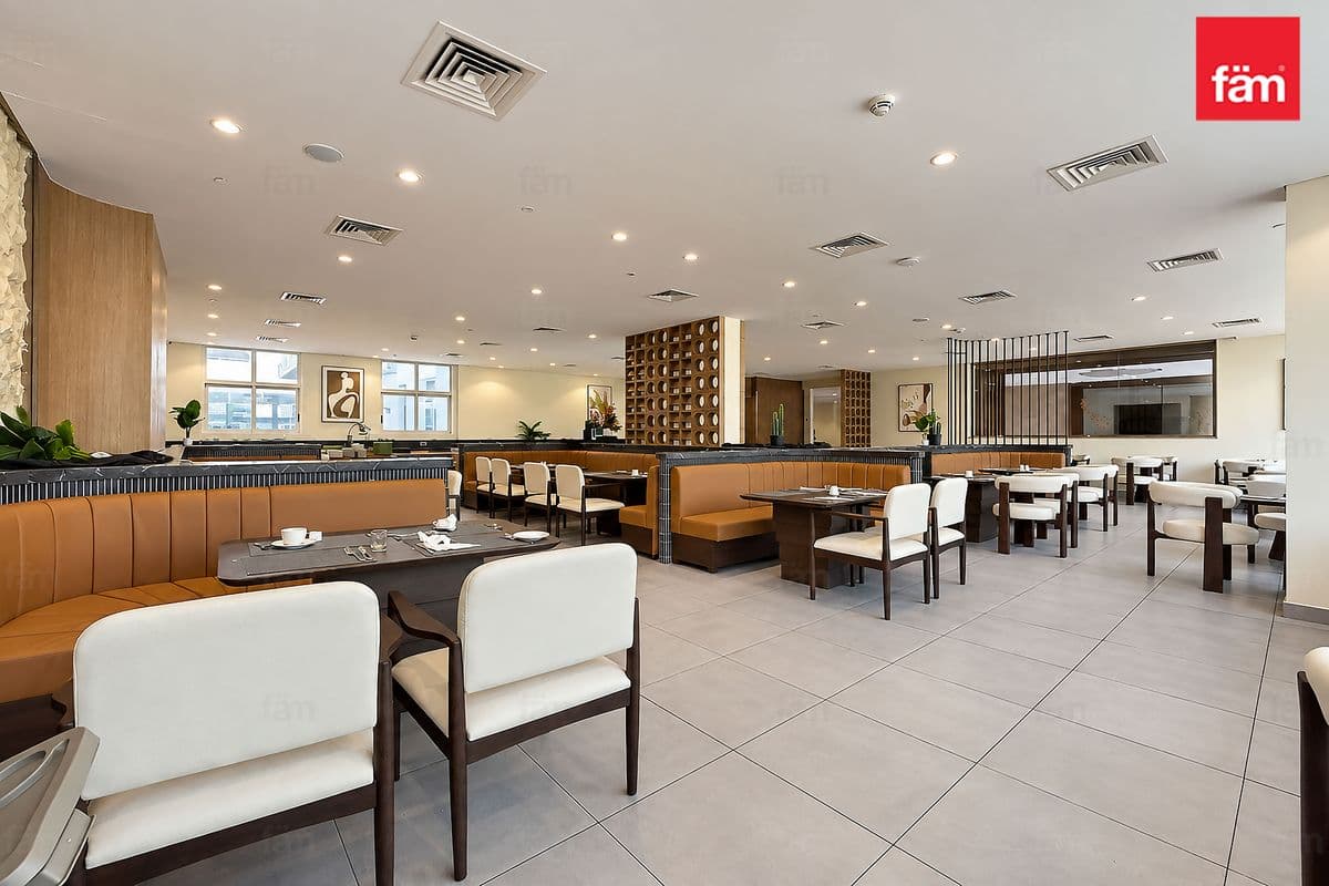 retail in Reya Creek Hotel, photograph 5 of 20