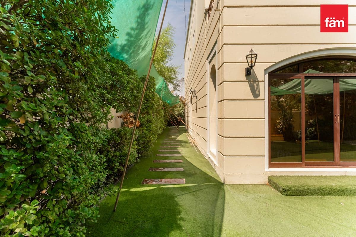 4 bedroom townhouse in Al Salam Townhouses, photograph 7 of 20