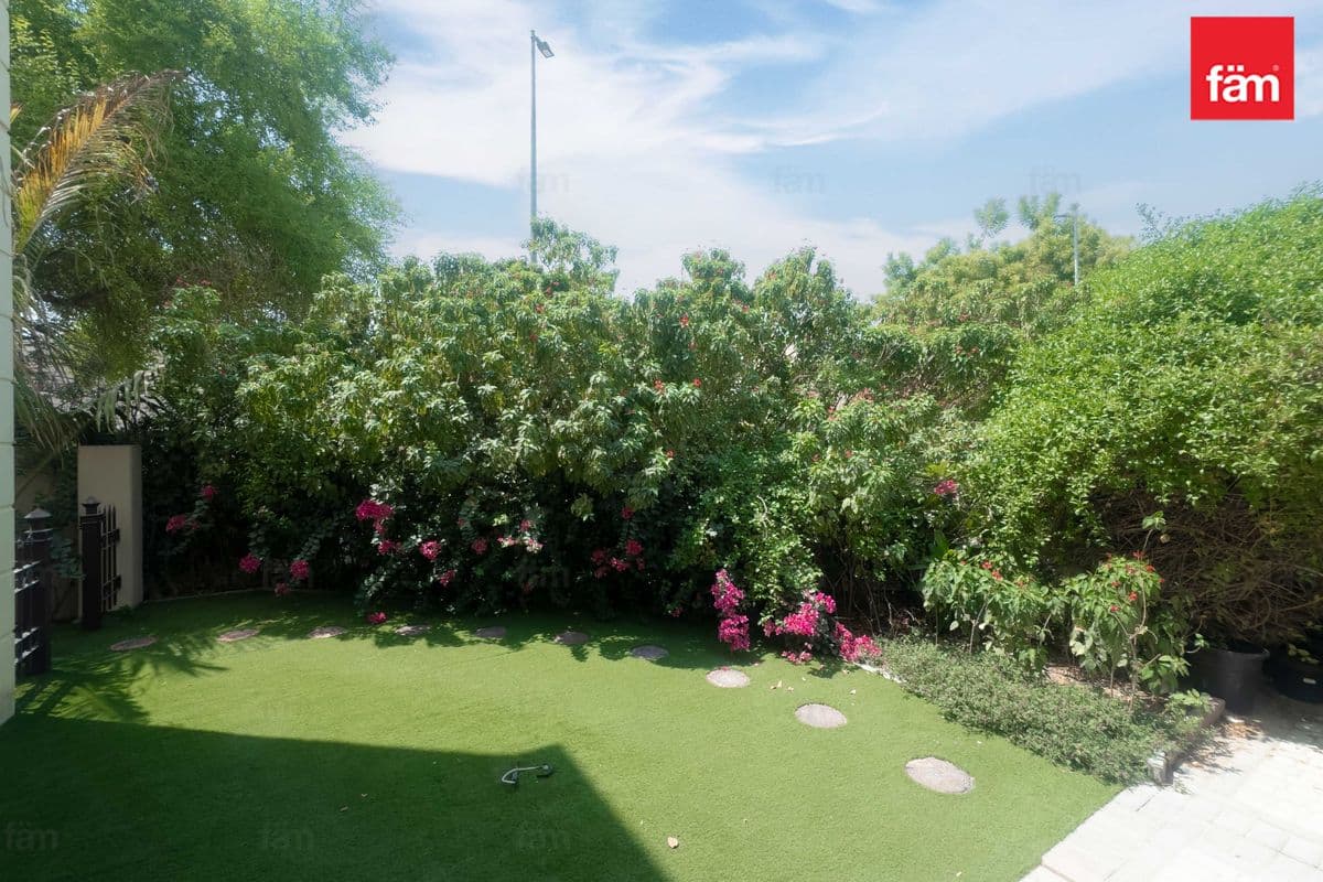 4 bedroom townhouse in Al Salam Townhouses, photograph 10 of 20