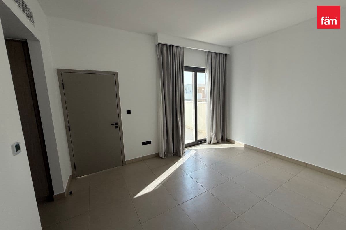 5 bedroom villa in Aura, photograph 10 of 10