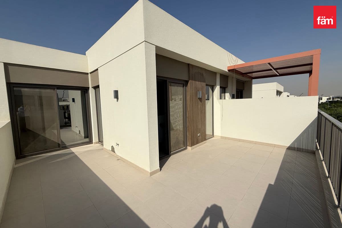 5 bedroom villa in Aura, photograph 1 of 10