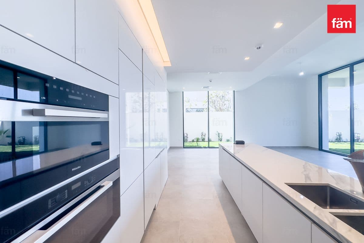 4 bedroom townhouse in C Villas at District One, photograph 5 of 20