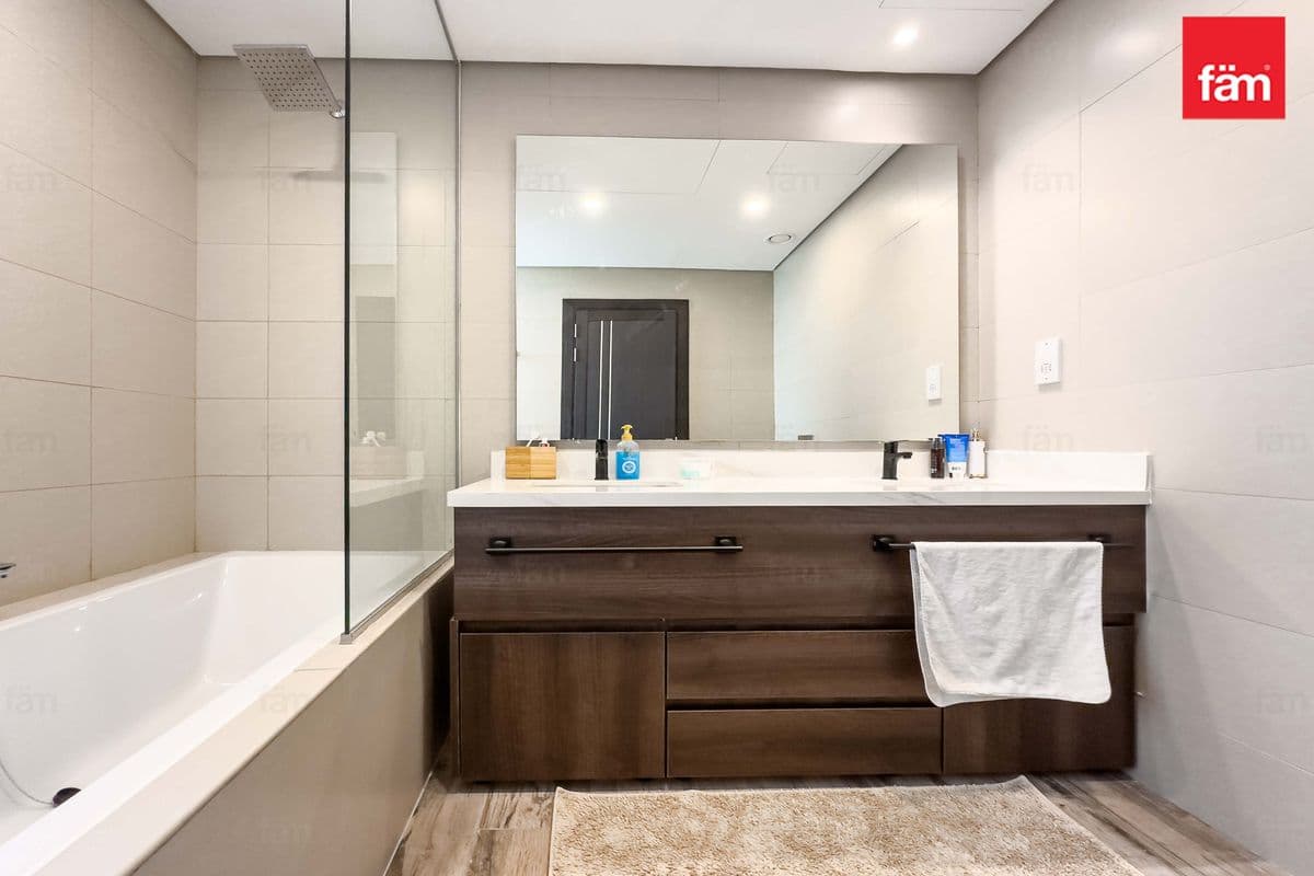 4 bedroom townhouse in Cherrywoods P2, photograph 15 of 20