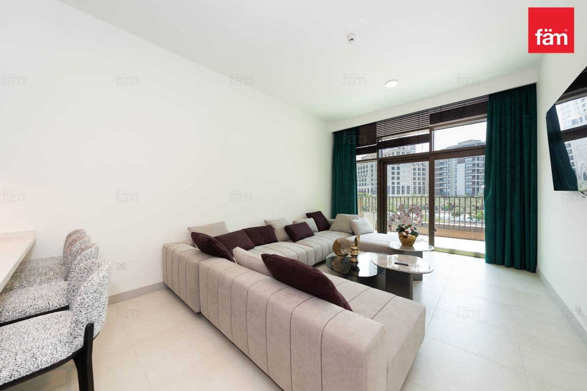 3 bedroom apartment in Creek Palace, photograph 1 of 19