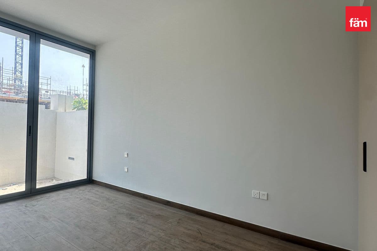 4 bedroom townhouse in Gardenia Townhomes at Wasl Gate, photograph 13 of 20