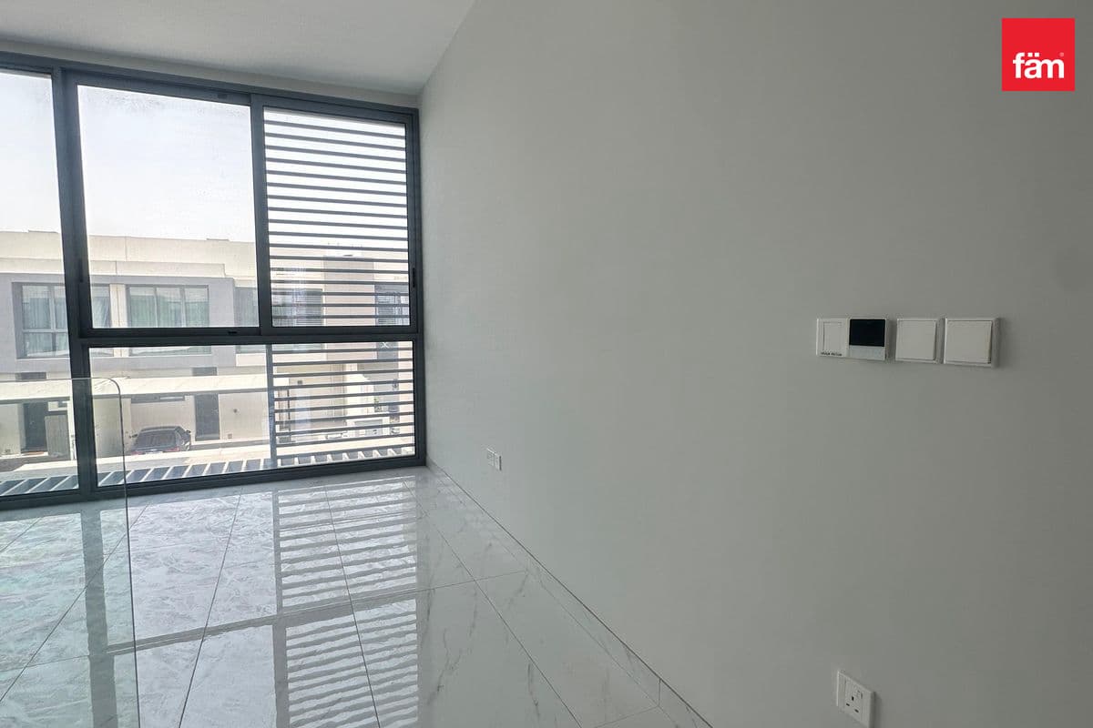 4 bedroom townhouse in Gardenia Townhomes at Wasl Gate, photograph 10 of 20