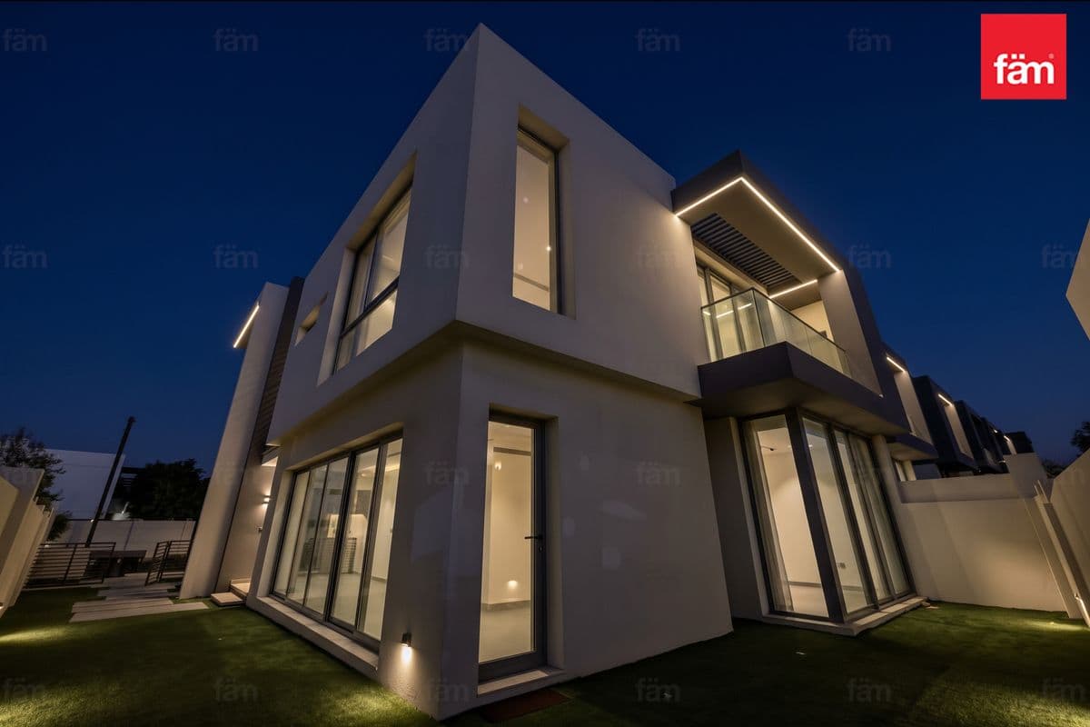 4 bedroom townhouse in Gardenia Townhomes at Wasl Gate, photograph 16 of 20
