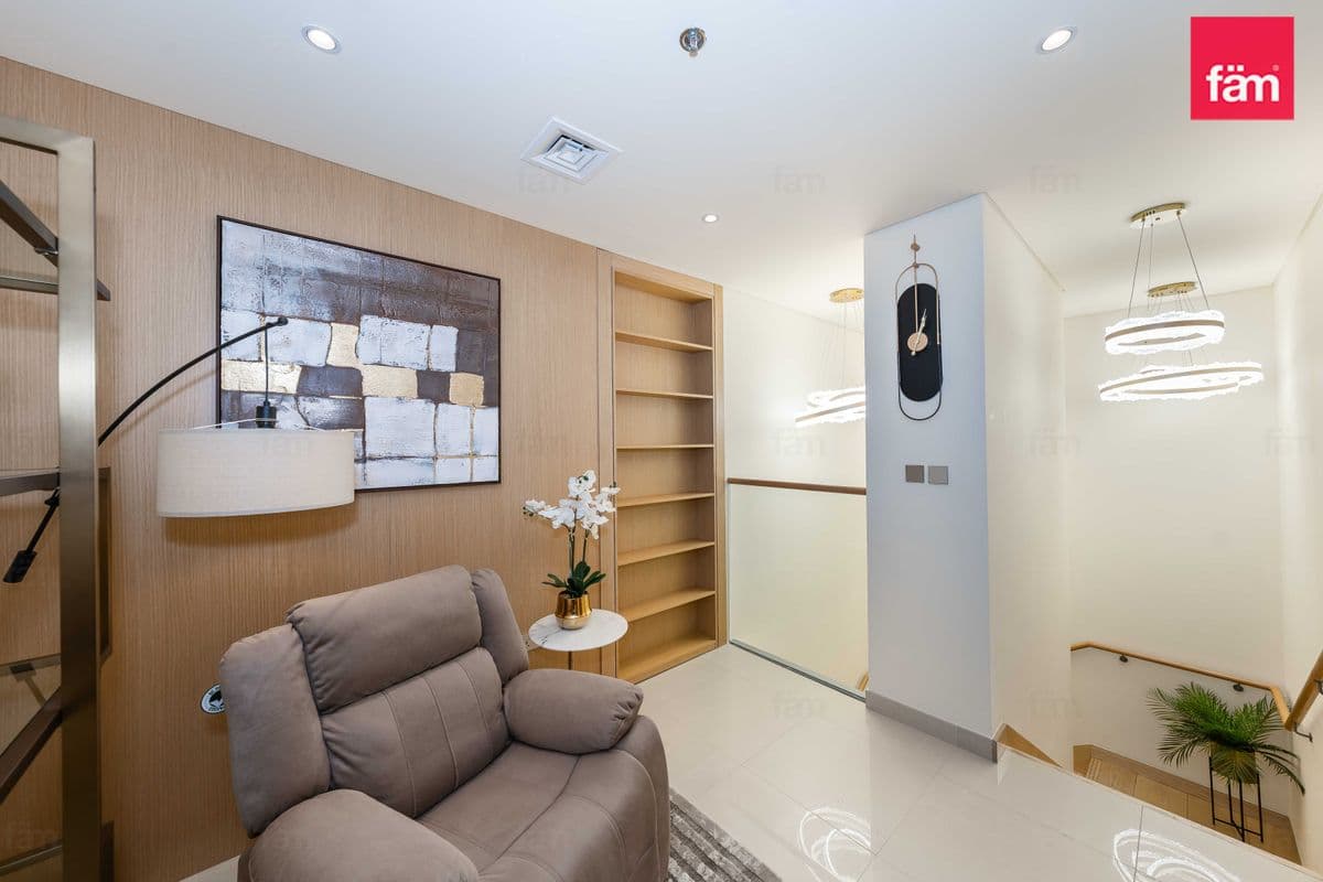 3 bedroom townhouse in Harbour Views Podium, photograph 13 of 20