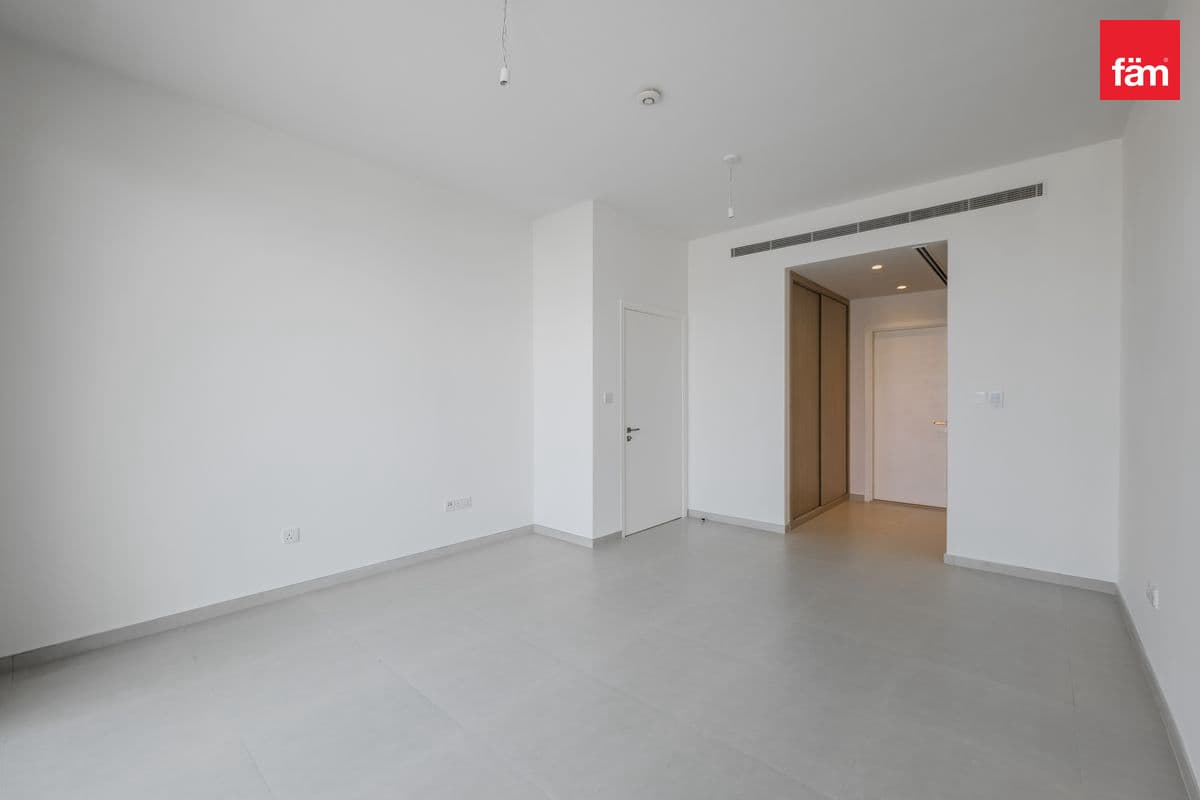 4 bedroom townhouse in Jebel Ali Village Townhouses - Phase 3, photograph 15 of 20