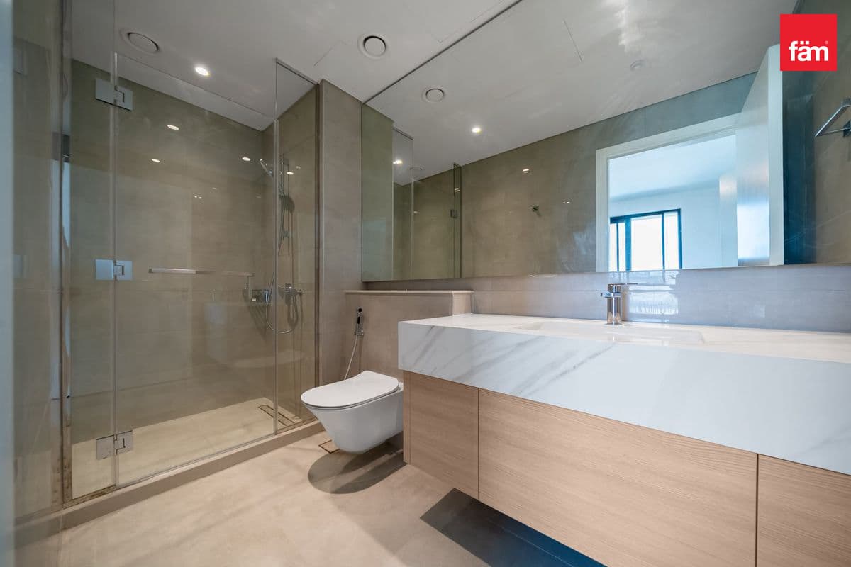 4 bedroom townhouse in Jebel Ali Village Townhouses - Phase 3, photograph 15 of 20