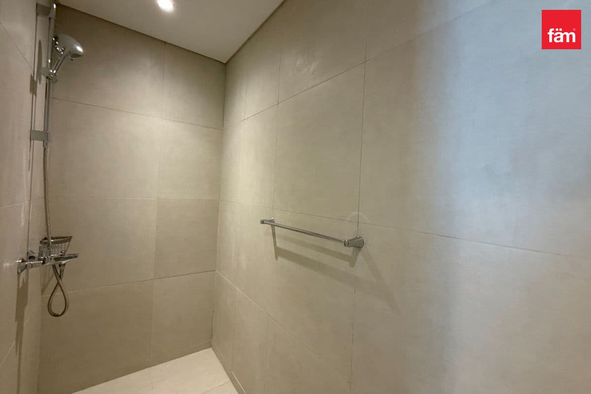 4 bedroom townhouse in Jebel Ali Village Townhouses - Phase 3, photograph 19 of 20