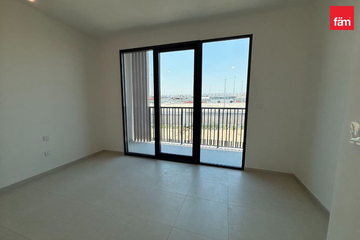 4 bedroom townhouse in Jebel Ali Village Townhouses - Phase 3, photograph 12 of 20