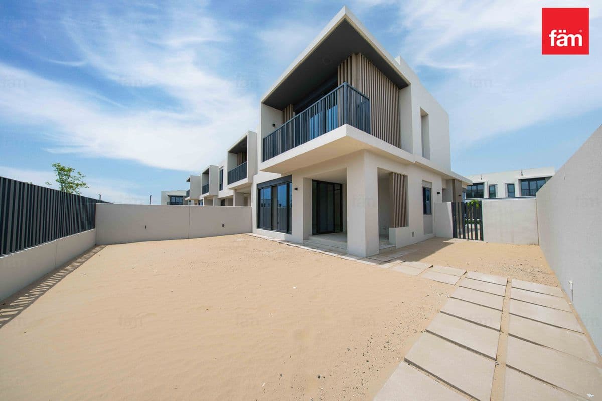 Townhouse in Jebel Ali Village Townhouses - Phase 3