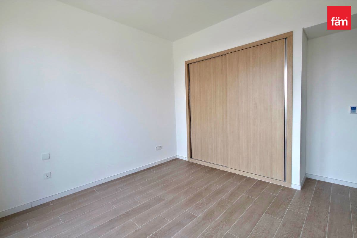 4 bedroom townhouse in Jebel Ali Village Townhouses Phase 1, photograph 18 of 20
