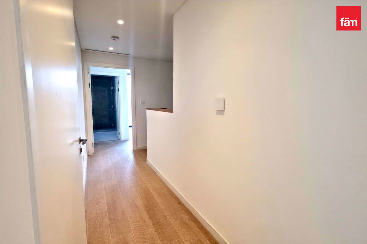4 bedroom townhouse in Jebel Ali Village Townhouses Phase 1, photograph 12 of 20