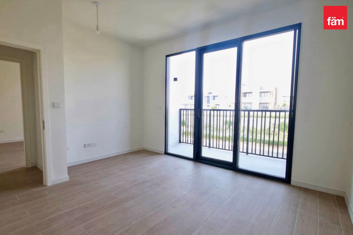 4 bedroom townhouse in Jebel Ali Village Townhouses Phase 1, photograph 8 of 20