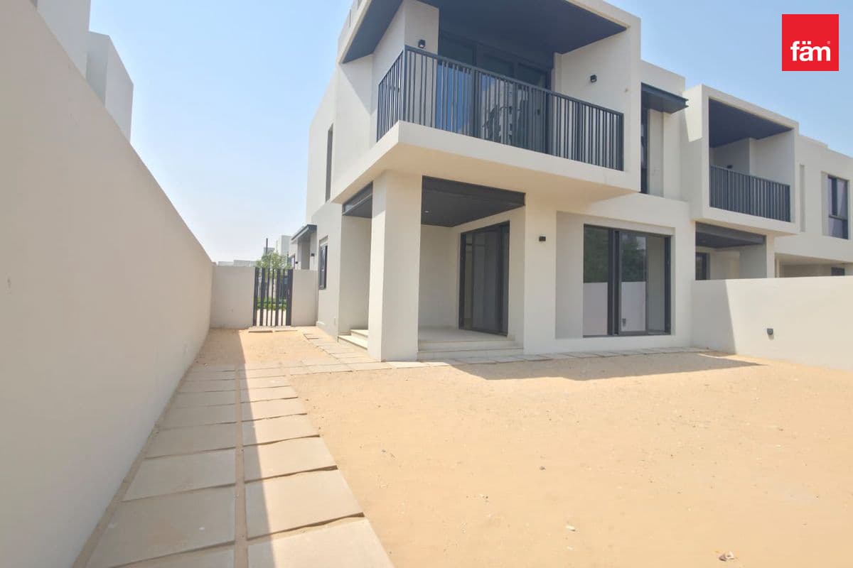 4 bedroom townhouse in Jebel Ali Village Townhouses Phase 1, photograph 20 of 20
