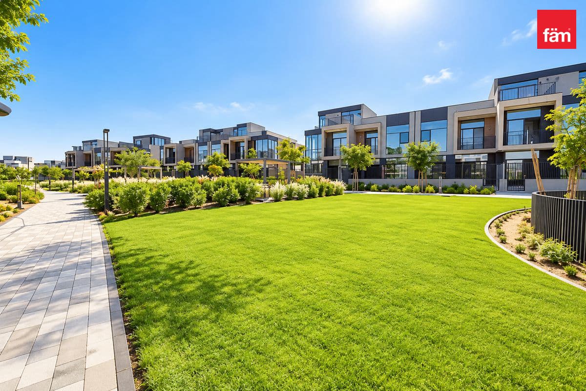 4 bedroom townhouse in Mudon Al Ranim 8, photograph 14 of 15