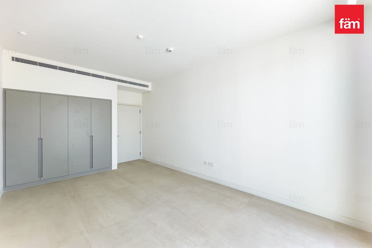 3 bedroom townhouse in Nad Al Sheba Gardens Phase 2, photograph 9 of 20