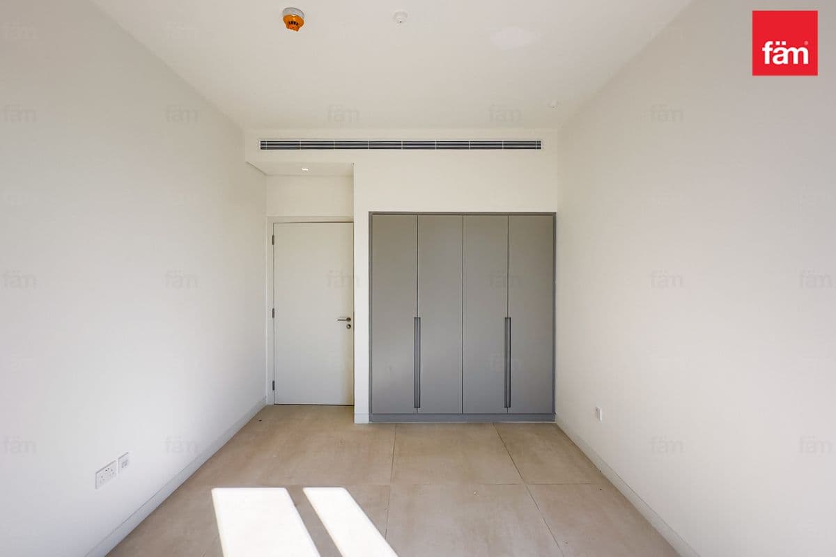 3 bedroom townhouse in Nad Al Sheba Gardens Phase 2, photograph 14 of 20