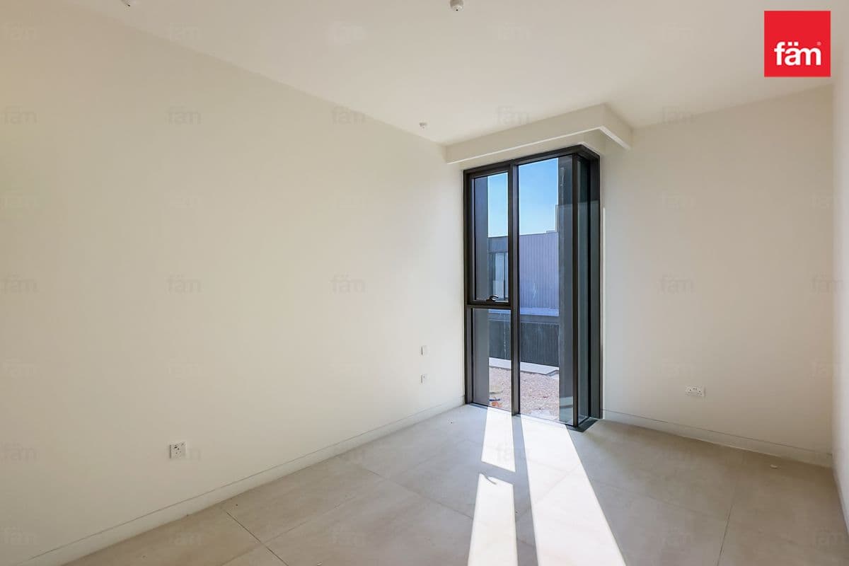 3 bedroom townhouse in Nad Al Sheba Gardens Phase 3, photograph 7 of 20