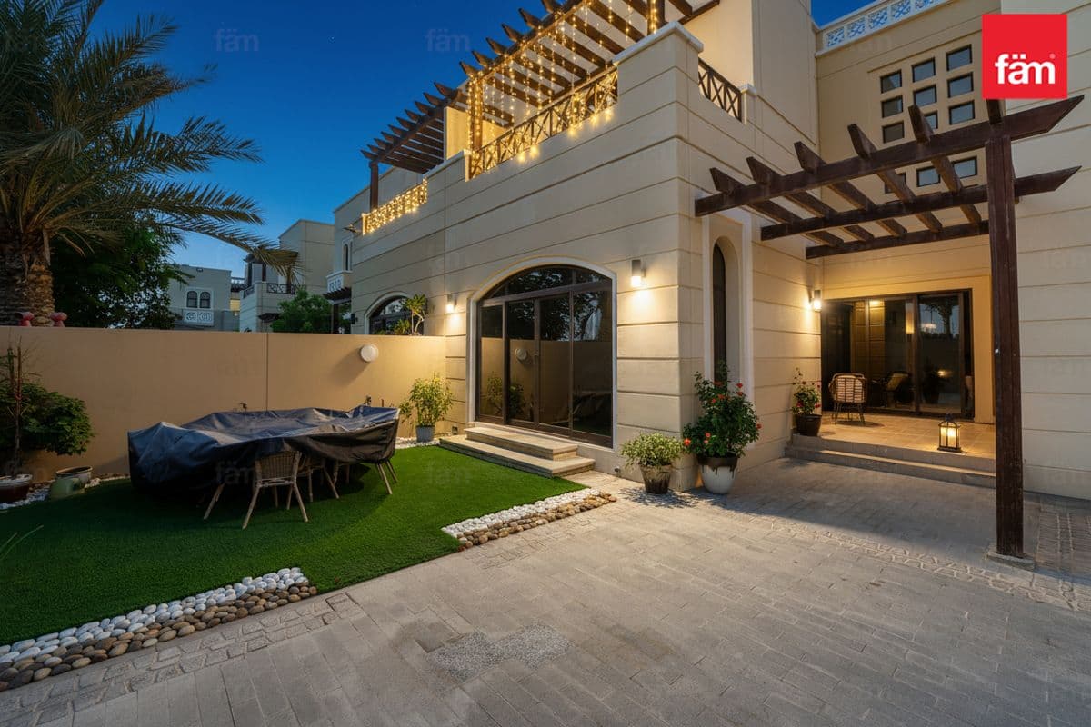 4 bedroom townhouse in Naseem, photograph 5 of 20