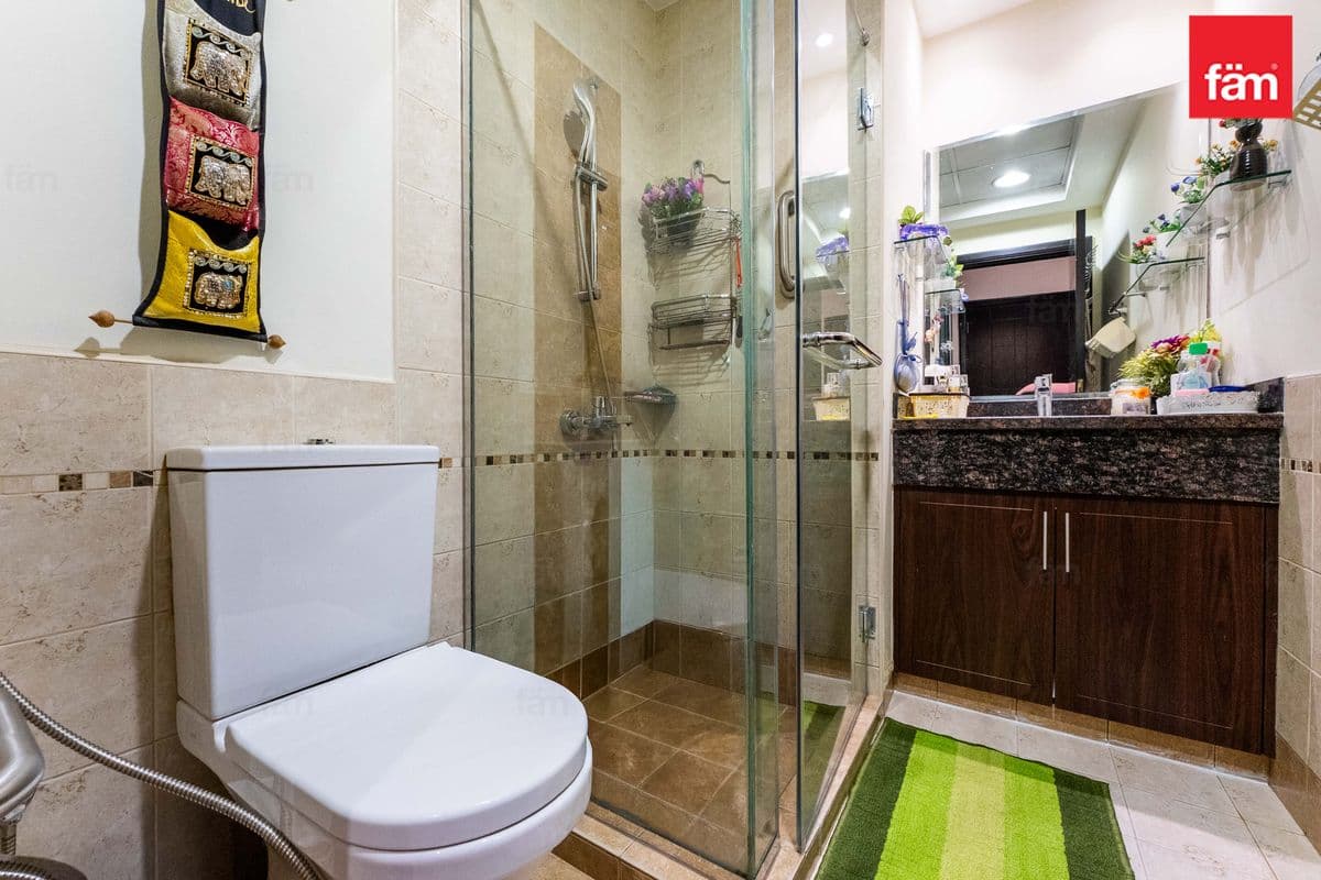 4 bedroom townhouse in Naseem, photograph 10 of 20