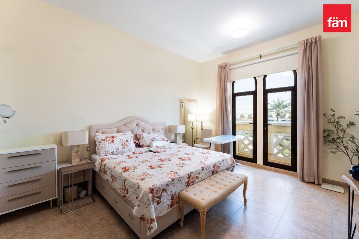4 bedroom townhouse in Naseem, photograph 7 of 20