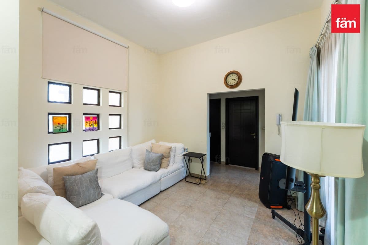 4 bedroom townhouse in Naseem, photograph 11 of 20
