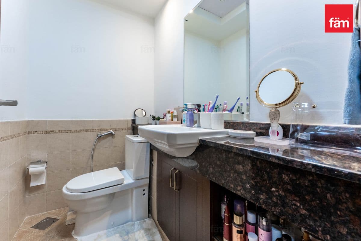 4 bedroom townhouse in Naseem, photograph 12 of 20